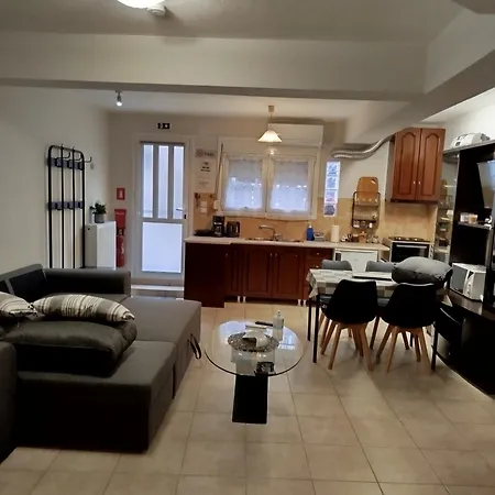 Апартаменты Nikis *